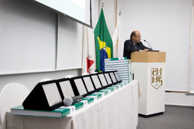 O curso de Fisioterapia da Faculdade Ciências Médicas de Minas Gerais (FCM-MG) completou 50 anos em 2019, e no dia 23/10 fechamos as comemorações com chave de ouro!