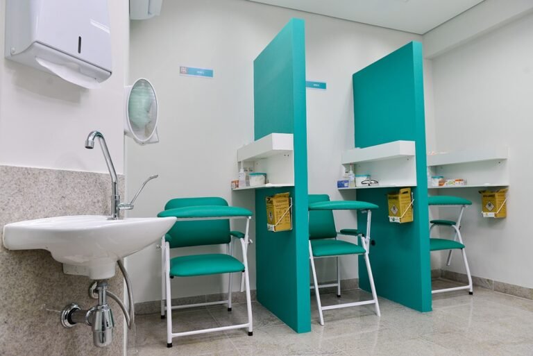 Na última terça-feira, dia 18/07, a Fundação Educacional Lucas Machado – FELUMA e o Hospital Universitário Ciências Médicas-MG, inauguraram o Laboratório de Análises Clínicas em homenagem ao Prof. João Daniel Fernandes Iglésias.