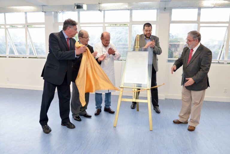 A Fundação Educacional Lucas Machado e a Faculdade Ciências Médicas –MG inauguraram no dia 11 de dezembro, o novo Ambulatório Ciências Médicas – MG, que ampliará a assistência a pacientes do Sistema Único de Saúde – SUS, para 5.000 atendimentos/mês, em comemoração ao aniversário de 120 anos de Belo Horizonte.
