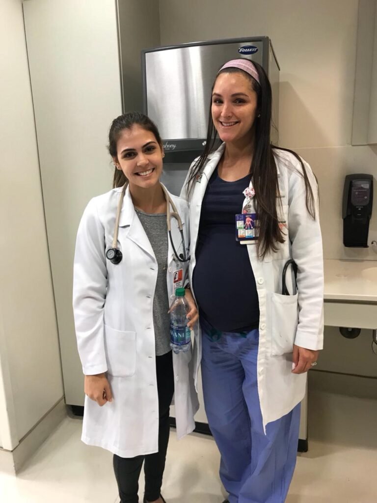 As Palestras “Mobilidade Acadêmica” é um evento que vai contar com a presença do urologista, professor de Urologia da Faculdade de Miami e preceptor dos alunos da FCM-MG,  Dr. Bruno Nahar.