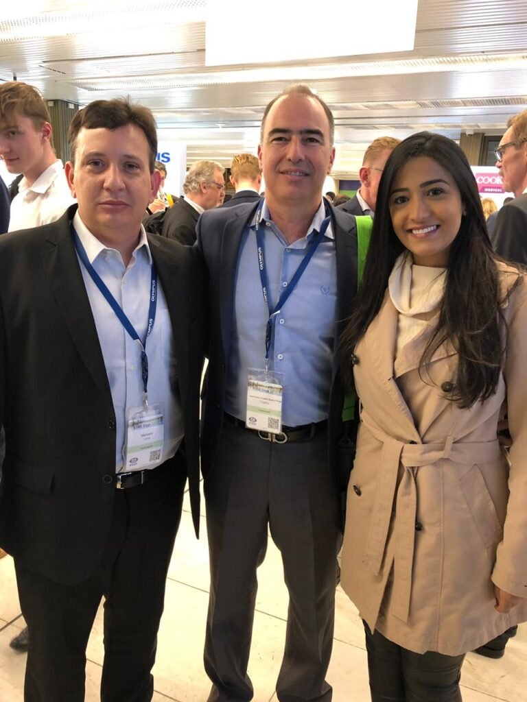 O Congresso Europeu de Endoscopia Gastrointestinal, realizado pela Sociedade Europeia de Endoscopia Gastrointestinal (ESGE), tem o objetivo de zelar pela qualidade do atendimento, estabelecer diretrizes para as melhores práticas e desenvolver programas educacionais.