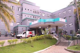 A iniciativa de mutirão de atendimento, entre os dias 05 e 10 de agosto, é resultado da parceria do Hospital Universitário Ciências Médicas e da Sociedade Brasileira de Hérnia da Parede Abdominal (SBH), que já promove esta inciativa em outros países.