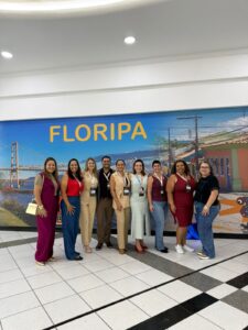 Entre os dias 15 e 19 de outubro de 2025, professores e alunos da Pós-Graduação em Enfermagem em Estomaterapia da Faculdade Ciências Médicas de Minas Gerais (FCM-MG) marcaram presença no XV Congresso Brasileiro de Estomaterapia, realizado em Florianópolis (SC).